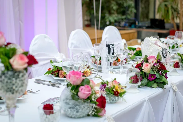 wedding reception, table setting, flowers, nature, flower background, centerpieces, floral arrangements, glassware, stemware, flower wallpaper, table, dinner, beautiful flowers, event, roses, decoration, seats, wedding, wine glasses. How to label event marketing budget assumptions